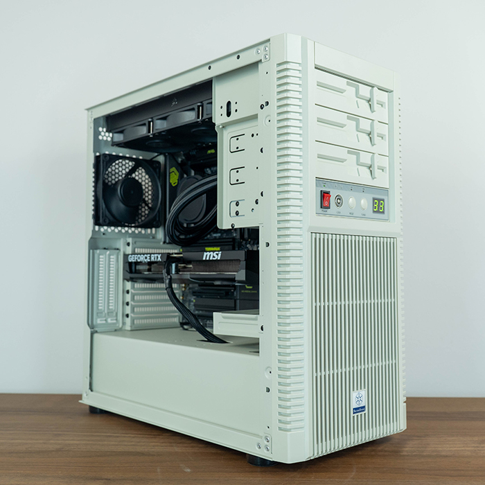 Image of Woz 1: R7 9800X3D / RTX 5070ti/5080